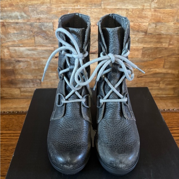 Sorel Women's Joan of Arc Wedge II Gray Boots size 5 - Picture 3 of 6